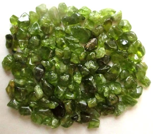 Peridoto - Olivino - Caído - 100 gramos - Arizona - Lote de 120 piezas - Imagen 1 de 2