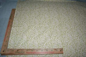 White Background Green Vine Design Fabric Cotton Quilting  19 x44" Fast Shipping - Picture 1 of 2