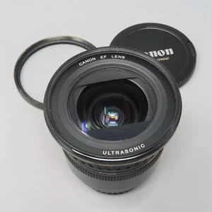Canon EF 20-35mm f/3.5-4.5 Ultrasonic AF Wide Angle Zoom Lens - plus Filter - Picture 1 of 9