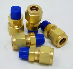 LOT OF 5 - PARKER 6MSC2N-B 3/8" A-LOK x 1/8" MNPT Brass Straight Connector - Picture 1 of 1