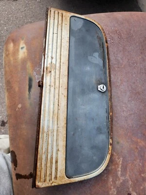 Camión Chevy Apache 1960 1961 pintura original guantera puerta y bisagra Chevrolet  Foto 1 de 4