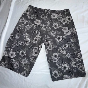 CS 115 Mens Tropical Gray Cargo Shorts, Sz 36", Below The Knee, Beach, Cruise - Picture 1 of 12