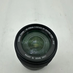 Very Clean Sigma 18-250mm F3.5-6.3 DC Macro HSM for Sony A with Hood #45089 - Picture 1 of 5