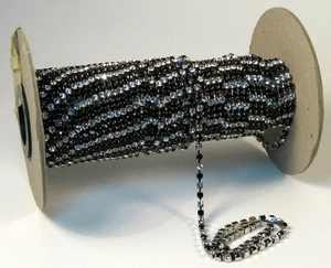3 Fuß Vintage österreichische Kristallkette 4 mm Kristall/Jet Silber Rückseite Kostüme Nähen - Bild 1 von 3