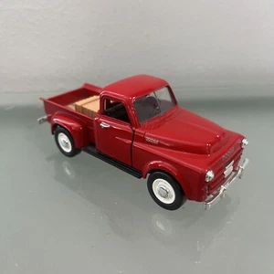 Modellino pressofuso pickup Dodge rosso scala 1/32 New-ray 1952 - Foto 1 di 11