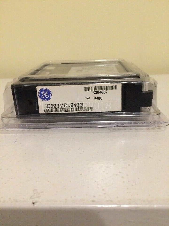 GE Fanuc IC693MDL240 Volt AC Input Module New In Box Expedited Shipping - Image 1 of 2