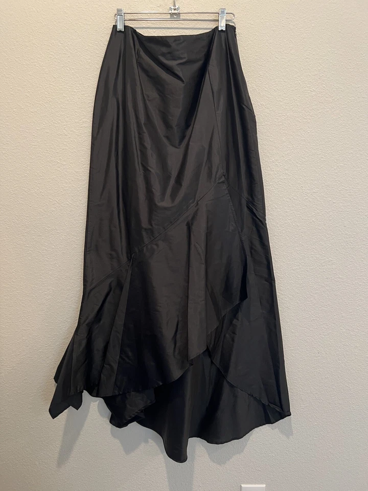 Rene Lezard 黑色丝绸长裙不对称韩式下摆晚装 40 码 US 8 — 第 1/4 张图片