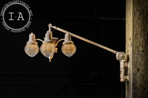 Early 20th Century Floating Arm Dental Lamp With Holophane Shades - Picture 1 of 11