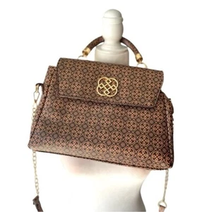 Daisy Fuentes Braun Gold Kette Crossbody Bag Umhängetasche Designer Handtasche Geldbeutel Logo - Bild 1 von 5