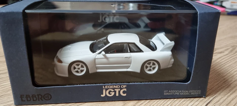 EBBRO 1/43 NISSAN SKYLINE GT-R R32 LEGEND OF JGTC 1994 - Immagine 1 di 4
