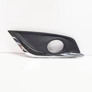 VOLVO C70 MK2 Front Right Fog Lamp Bezel 31323593 NEW - Picture 1 of 8