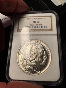 2001-D Buffalo Silver Dollar Commemorative NGC MS-69 - Picture 1 of 2