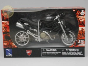 Ducati New Monster 1100 - New Ray Moto 1:12 - NR44023BK - Bild 1 von 1