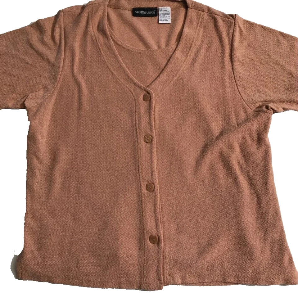 Cardigã feminino Sag Harbor suéter marrom manga curta gola V botão G - Imagem 1 de 4