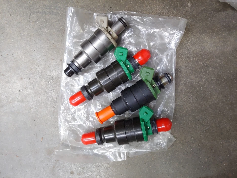 Juego de inyectores de combustible Toyota Starlet KP61 1983-1984 4KE KP60 4K KE70 Foto 1 de 1