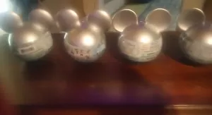 NEW Disney 100 Blind Bag 3D Mickey Head Icon (4) Mystery Figurine Sealed - Picture 1 of 3