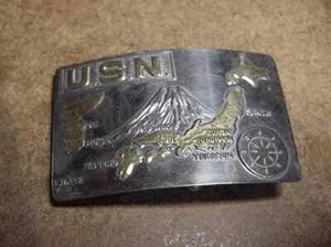 Hebilla de cinturón vintage hecha a medida de la Marina de los Estados Unidos con Monte Fuji e Islas Japonesas - Imagen 1 de 7