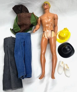BAMBOLA VINTAGE KEN - MATTEL / BARBIE - HONG KONG - # 1088-0500 6 - Foto 1 di 24