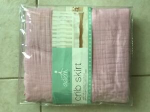 NIB Aden + Anais Crib Skirt Dust Ruffle Toddler Bed Pink Mist  100% Cotton Musli