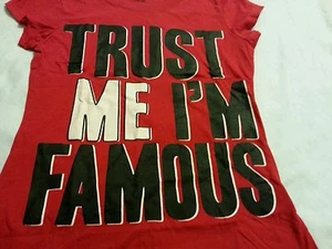 Women Tee Shirt Size L 11-13 Juniors Freeze Trust Me I'm Famous Red - Imagen 1 de 1