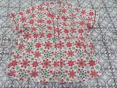 Blusa Médica UA para Mujer XL Cierre a Presión Navidad Roja Verde Floral Atado Trasero Foto 1 de 4