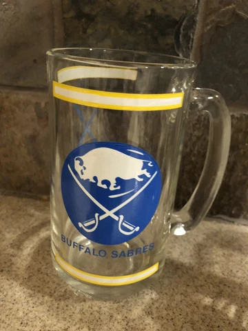 1980s Buffalo Sabres Original Logo National Hockey League Glass Mug 5 1/2 Beer Cover