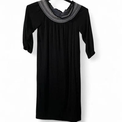 Платье Chico's белое с вышитым воротником размер 1 черное - Изображение 1 из 3