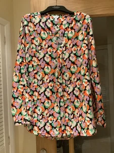 Ladies Colourful Blouse ~ Size 14 - Picture 1 of 4