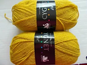 Cygnet DK Garn, Gerste (#4884), 2er-Set (327 yds ea) - Bild 1 von 2