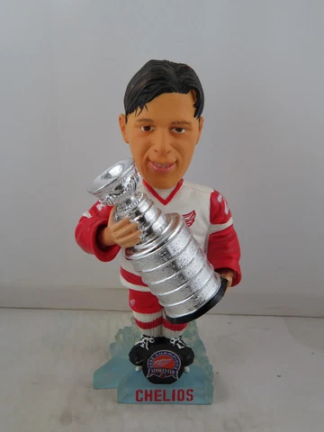 Detroit Red Wings Bobblehead - 2002 Chris Chelios Forever Collectibles - 5245 Cover