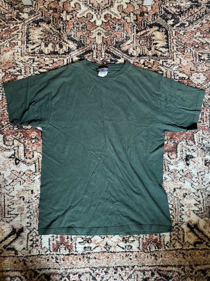 Camiseta verde peso pesado Foto 1 de 4