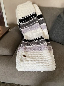 Chunky Handmade Knit Blanket - Picture 1 of 6