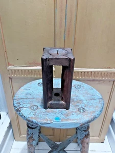 VINTAGE INDIAN WOODEN CANDLE HOLDER - Picture 1 of 10