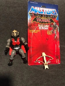BUZZ-SAW HORDAK 1987 100% KOMPLETT MOTU MASTERS FIGUR MIT FULL CARDBACK - Bild 1 von 2