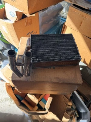 NOS 1973-1976 FORD TORINO HEATER CORE D3OZ-18476-A  - Image 1 of 3