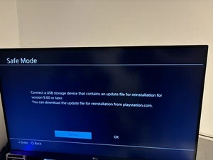 PlayStation 4, PS4 Console, White - Console ONLY *Firmware 9.00* With 3.5 Hd 2tb - Picture 1 of 2