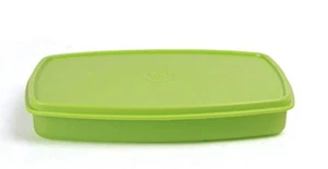 Tupperware Paquete Delgado Dividido Lado a Lado Contenedor de Almuerzo Verde Claro Nuevo - Imagen 1 de 3