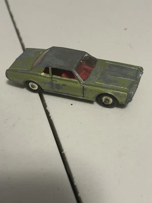 Matchbox Lesney 62 C 1968 Mercury Cougar verde lima Inglaterra Foto 1 de 4