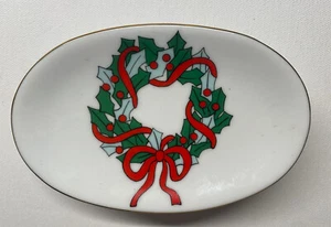Vintage Weihnachten Seifenschale Made In Korea Keramik Kranz Sockel Top - Bild 1 von 5