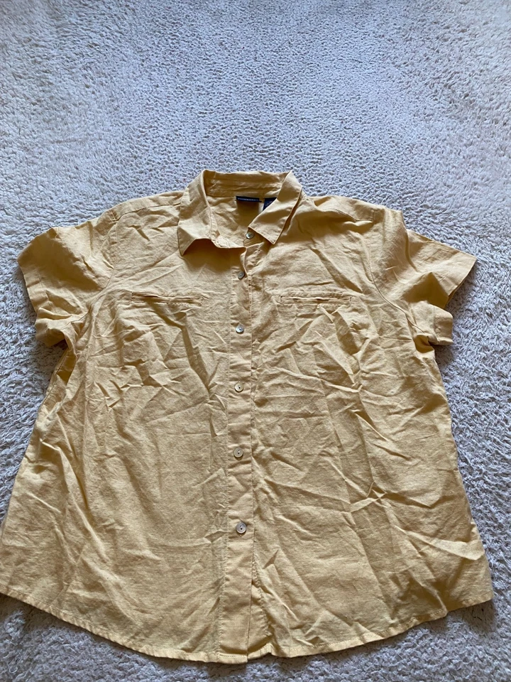 Laura Scott Women Linen Blend Short Sleeve Button-Up Shirt Yellow Size 18W - Image 1 of 4
