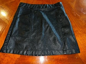 Art Class Girls 6/6X Faux Black Leather Skirt - Picture 1 of 4