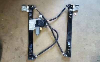 2002-2009 Chevrolet Trailblazer Front Right Window Regulator  - Image 1 of 2