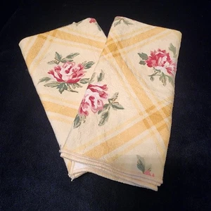 Vintage 2er Set gelb Blumen Schottenkaro Stoff Cottagecore Servietten - Bild 1 von 7