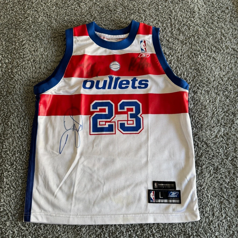 Camiseta deportiva autografiada del equipo Michael Jordan 2002-03 Washington Wizards HWC juvenil L Foto 1 de 4
