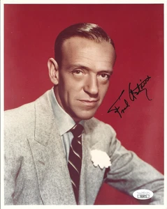 Fred Astaire REAL hand SIGNED 8x10" Studio Photo #2 JSA COA Autographed Dancer - Picture 1 of 2