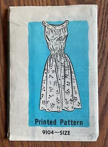 1950s Sleeveless Dress w Belt Printed Pattern 9104 sz 14 UNCUT - Picture 1 of 4