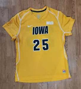 Iowa Hawkeyes Game Worn Soccer Jersey Big 10 Women #25 Nike Sz. L - Picture 1 of 3