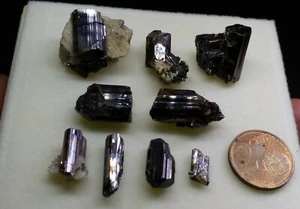 Red Rutile Crystals nice lustrous and well terminated 9 pieces *zigi..SB10 - Picture 1 of 9