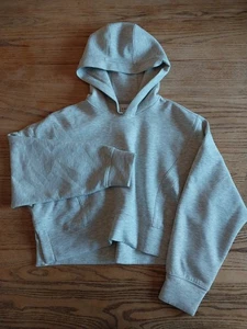 YPB Your Personal Best NeoKnit Gray Sweatshirt Cropped Womens M Oversized Hoodie - Picture 1 of 8
