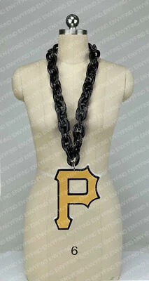 New MLB PITTSBURGH PIRATES Jumbo Big BLACK Fan Chain Necklace Foam - Image 1 of 3